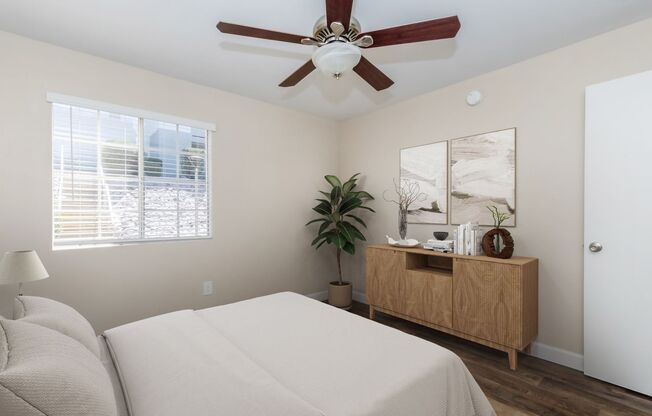 1 bed, 1 bath, 645 sqft, $1,199, Unit 12107