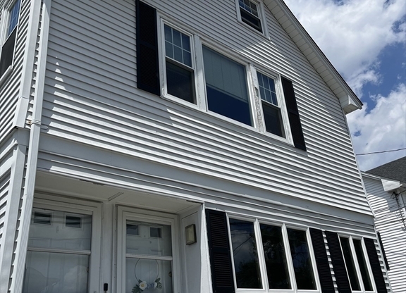 172 WAVERLEY AVE