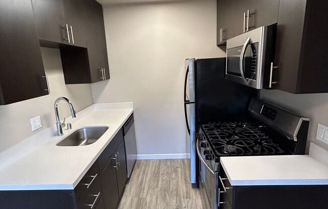 1 bed, 1 bath, 550 sqft, $1,600, Unit 47