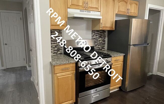 4 beds, 1 bath, $1,350, Unit (RRR)