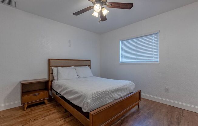 1 bed, 2 baths, 600 sqft, $1,495, Unit B1