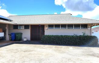 Aiea - Large 3 bedrooms, 2 bath house - Avail 9/21