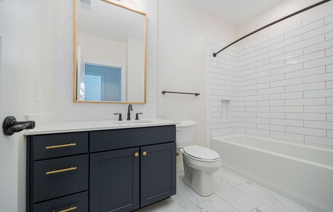 2 beds, 2 baths, 1,193 sqft, $2,200, Unit 301