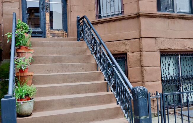 132 DECATUR ST