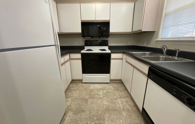 1 bed, 1 bath, 871 sqft, $1,225, Unit 2704-6