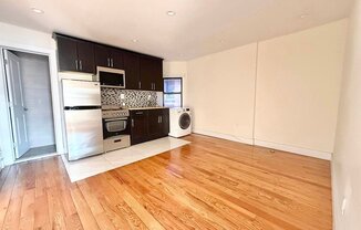 24 ROGERS AVE