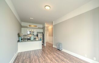 2 beds, 1 bath, $1,985, Unit 304