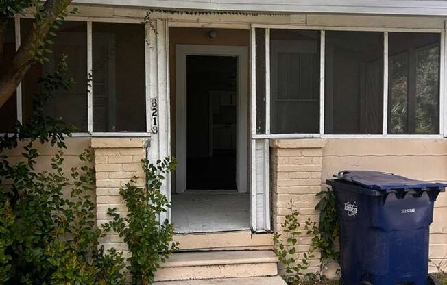 Charming Tampa Home – Great Location Near Seminole Heights & USF