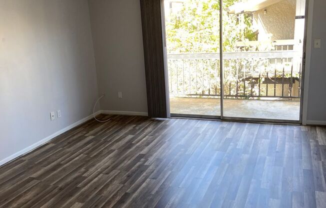1 Bedroom Condo