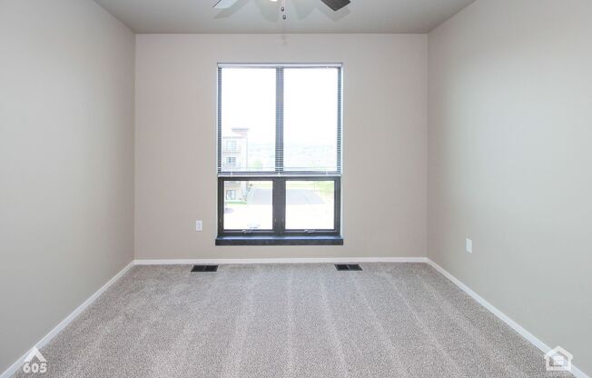 2 beds, 2 baths, 1,092 sqft, $1,750, Unit 5521-5430