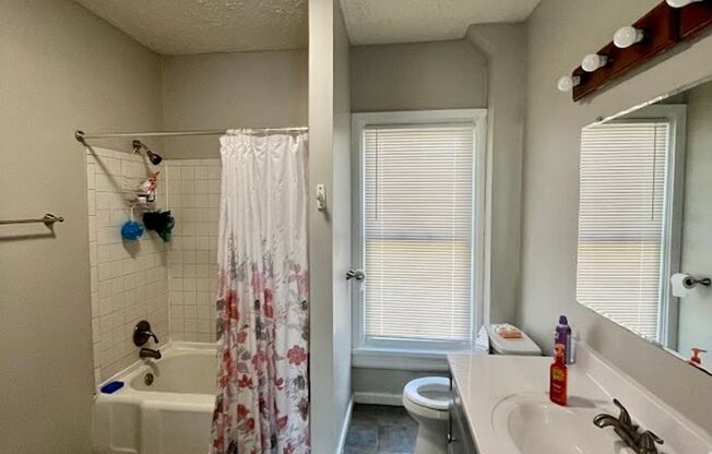 120 W 65th St | 3 BR 1.5 BA