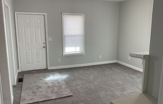 Available Now! Two bedroom home !!