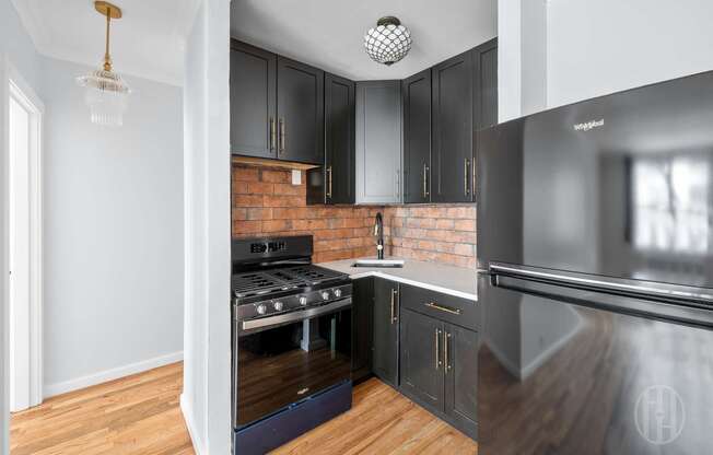 1 bed, 1 bath, $4,300, Unit 3E