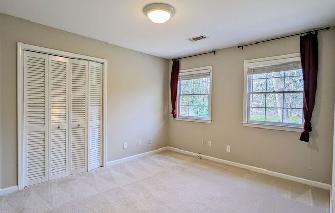 4 beds, 2.5 baths, $3,400