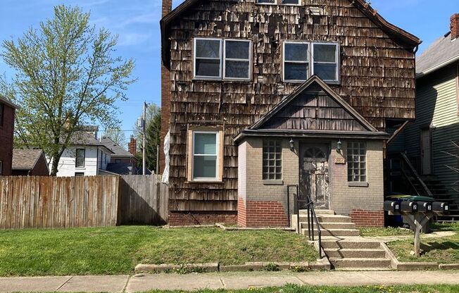 706 E. Jackson