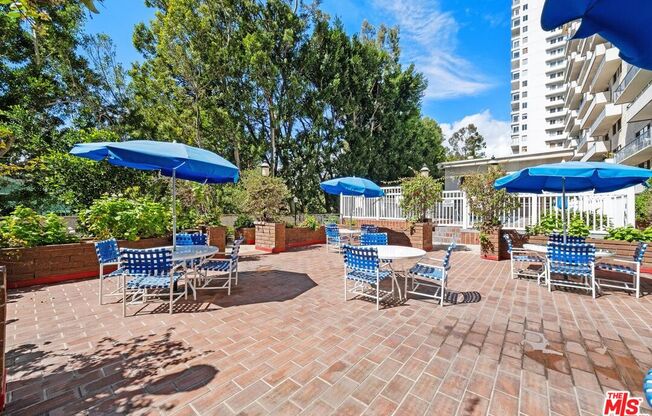 2 beds, 2 baths, 1,071 sqft, $4,100, Unit 801