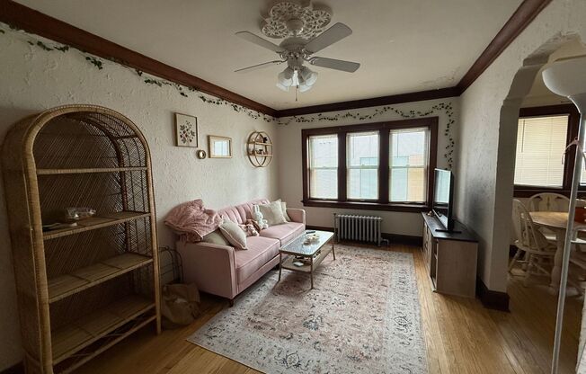 1628 Franklin