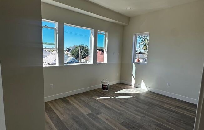 1015 W 21st St – Modern Student Living Steps From USC