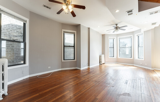 2202 W Belmont Ave, Chicago IL 2F