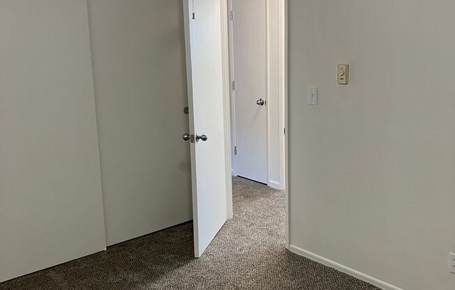 Centrally Located Fort Vancouver Location