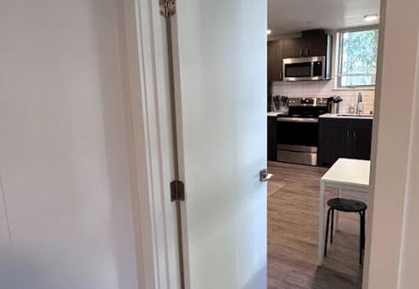 1 bed, 1 bath, 346 sqft, $1,795, Unit 405