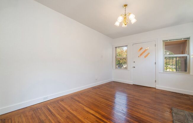 Spacious Two Story Albany Home Two Blocks to Solano Ave