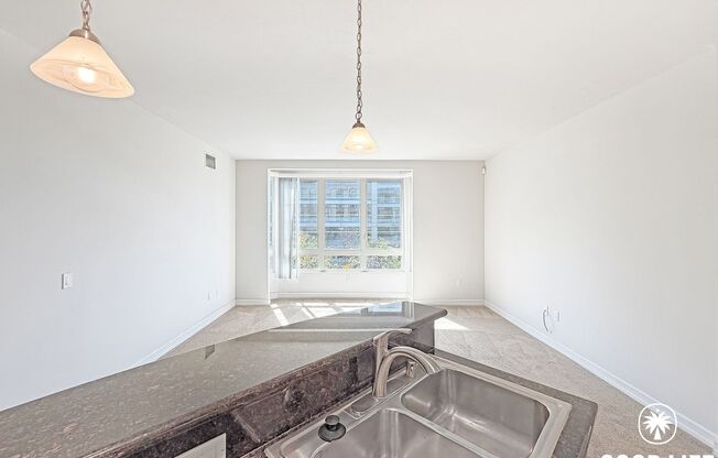 2 beds, 2 baths, $2,995, Unit UNIT 2325