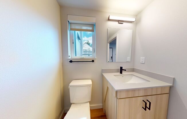 Studio, 1 bath, 264 sqft, $1,650, Unit 101 - Furnished