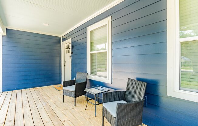 Stylish 3 Bedroom Bungalow near NAS and Beaches