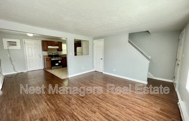 1942 KING GEORGE DR