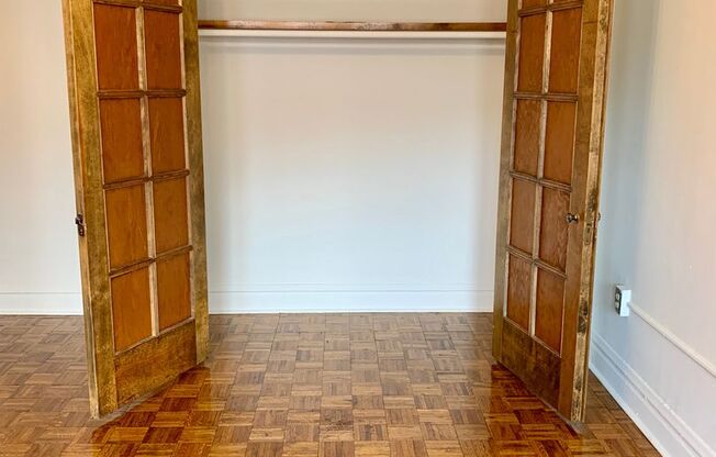 Studio, 1 bath, 500 sqft, $1,665, Unit 553-414