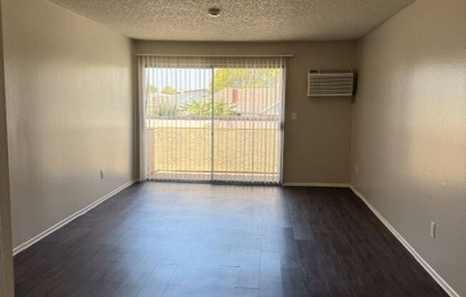 1 bed, 1 bath, 713 sqft, $2,075, Unit A128