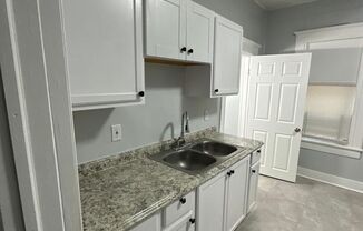 Fully Renovated 2/1 -Single Family Available for Immediate Rent!