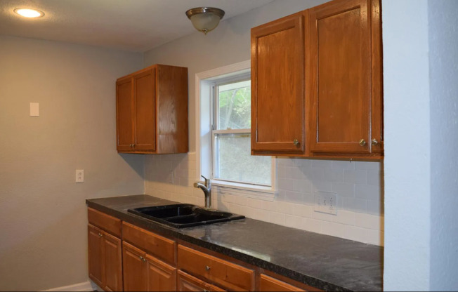 Beautifully Remodeled 3-Bedroom Single Family Home – Move-In Ready!
