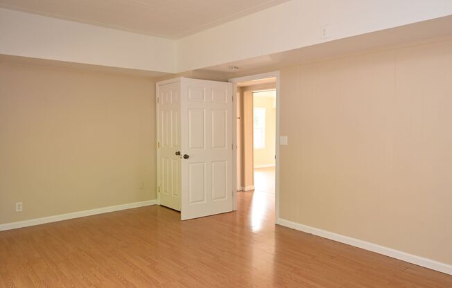 2 beds, 1.5 baths, $3,500, Unit Unit D