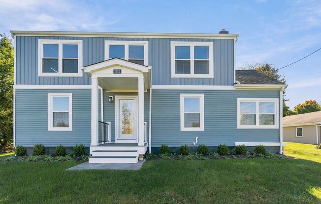 Newly renovated 3 bedroom beauty in Upper St. Clair! Available NOW!