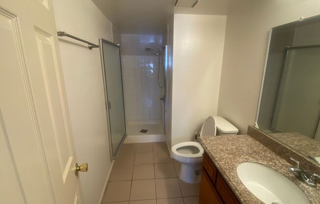 Renovated Townhome, Attached Garage, in Gated HOA Community *READ*