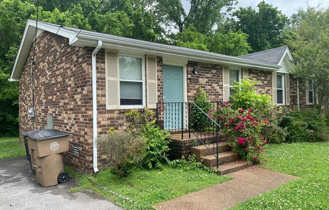 Inglewood Duplex Available Now!