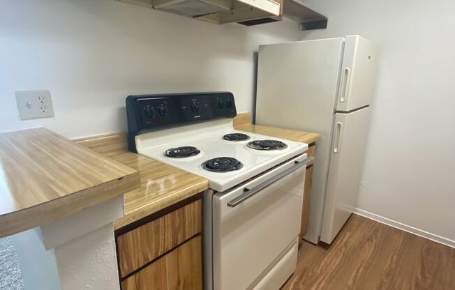 1 bed, 1 bath, 710 sqft, $870, Unit 177