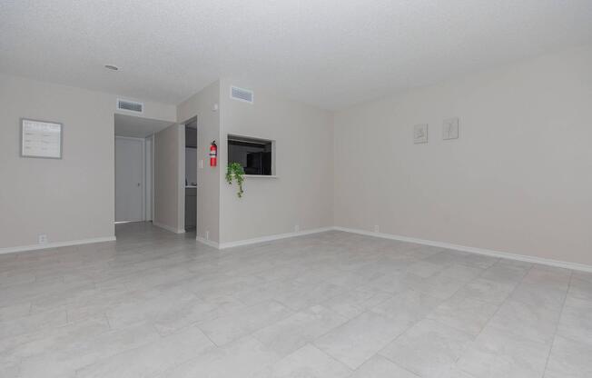 Community Amenities - Southern Oaks Apartments - Houston, TX