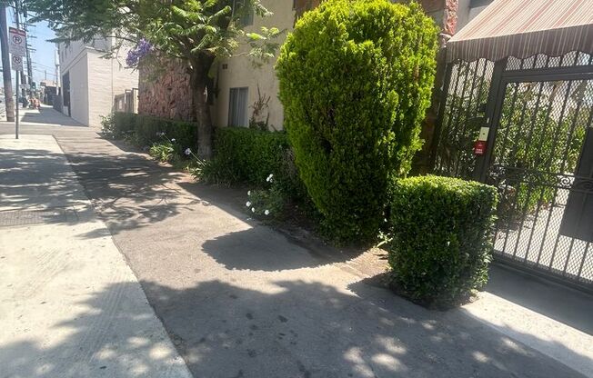 APT LANKERSHIM (RSO)
