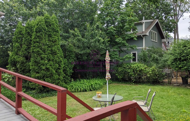 16 IVY ST