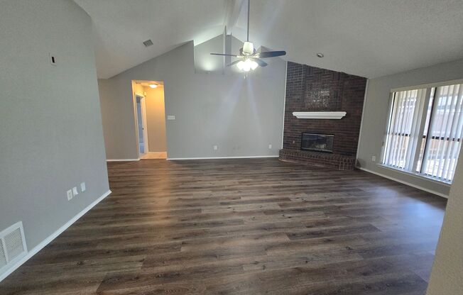 2109 BENT BRK DR