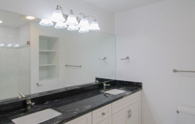 2 beds, 2 baths, 1,450 sqft, $1,950, Unit 221-08UP