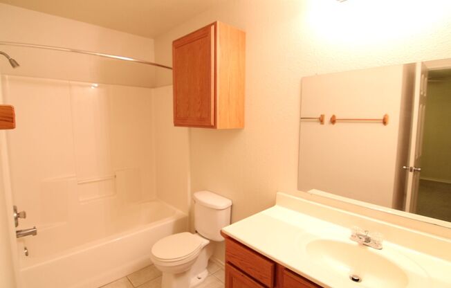 2 beds, 2 baths, $1,295