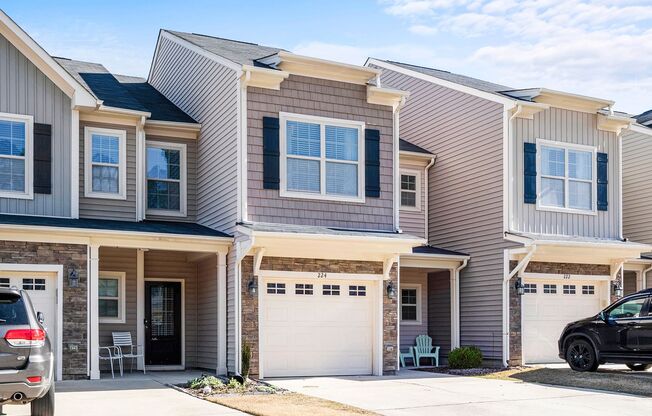 224 Beaconwood Lane, Holly Springs NC 27540