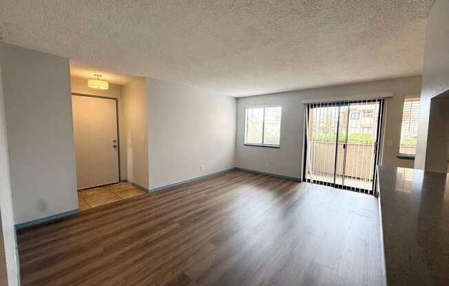 3720 SNORKEL CIR