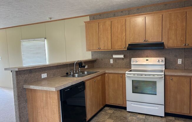 2 beds, 2 baths, $825