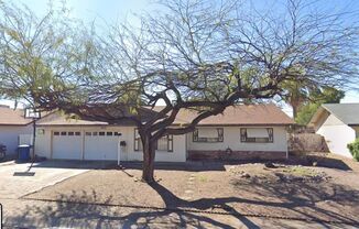 Lovely Tempe Property With Pool