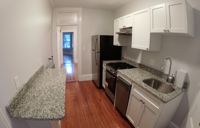 1 bed, 1 bath, $2,400, Unit 4